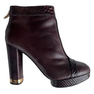 TORY BURCH Anthea Brown Leather Stacked Heel Crocodile Embossed Gold Bootie 7.5